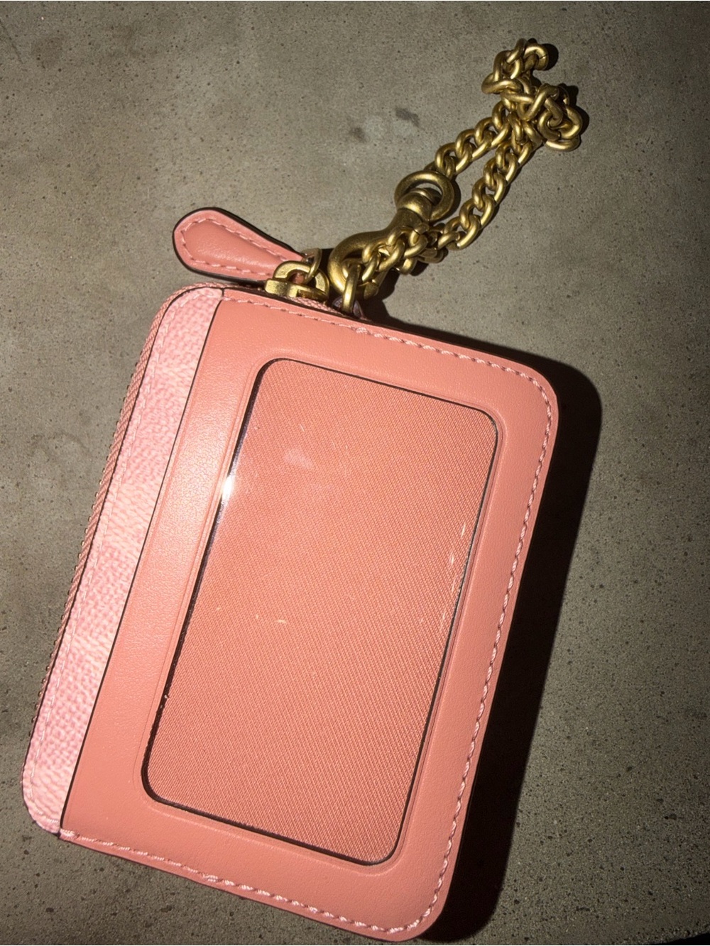Coach Pink Leather Card Case with Gold Chain and 'C' Logo - Picture 2 of 3
